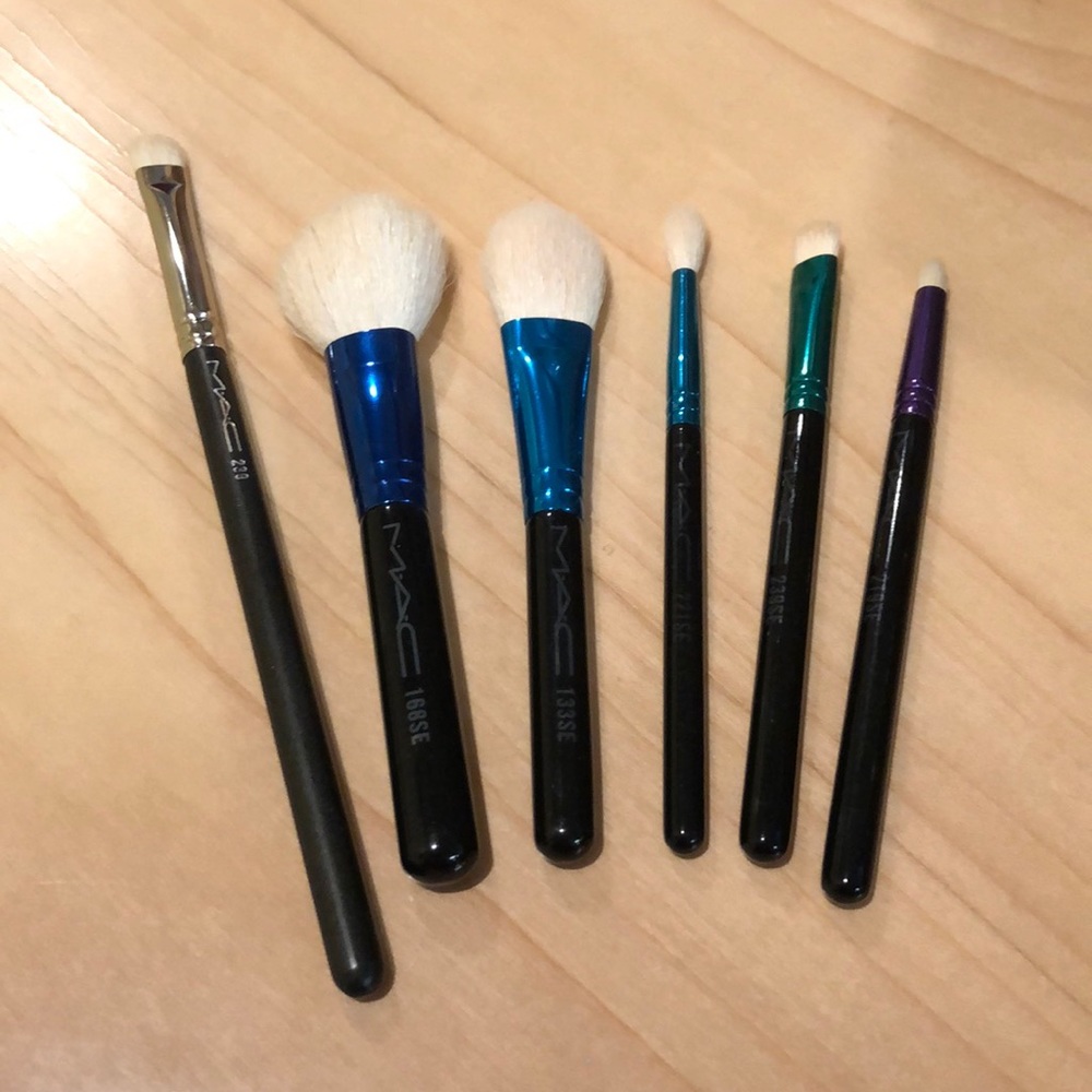 MAC Brush Set